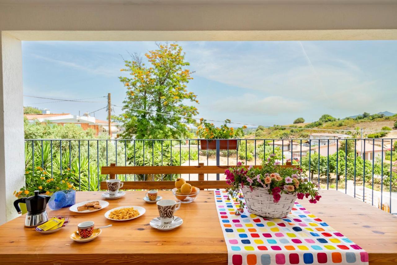 Casa Vacanze il mirto Bari Sardo Esterno foto